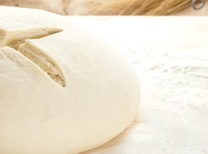 L’utilizzo del lievito madre e i benefici di una lievitazione naturale